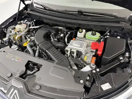 Photo 53 Renault Espace  E-Tech hybrid 200