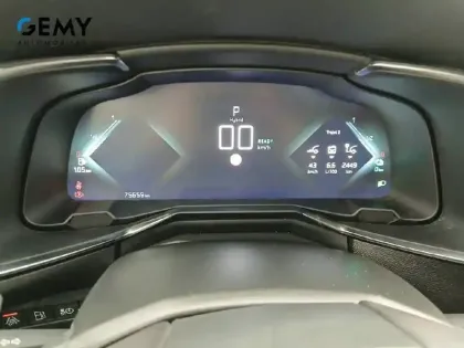 Photo 14 DS DS 7 DS7 Crossback Hybride E-Tense 300 EAT8 4x4