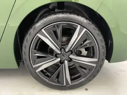 Photo 25 Peugeot 308  PureTech 130ch S&S EAT8