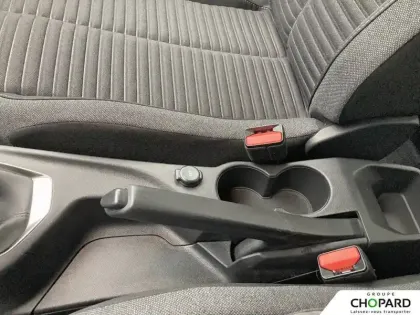 Photo 15 Peugeot 2008  PureTech 100 S&S BVM6