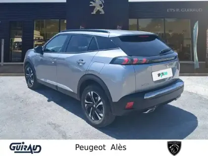 Photo 6 Peugeot 2008  PureTech 130 S&S BVM6