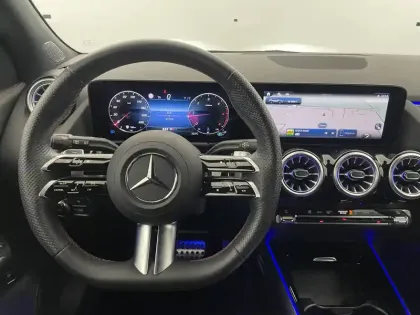 Photo 41 Mercedes GLA  200 d 8G-DCT