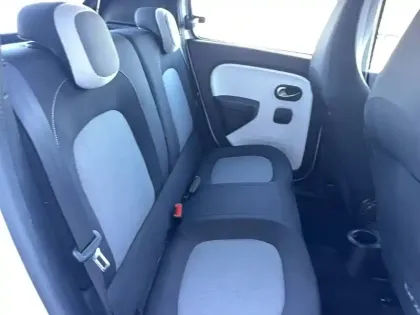 Photo 20 Renault Twingo  III E-Tech