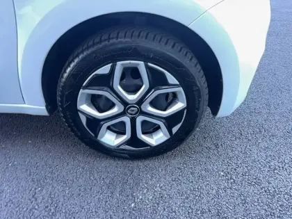 Photo 19 Renault Twingo  III E-Tech