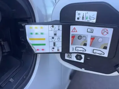 Photo 18 Renault Twingo  III E-Tech