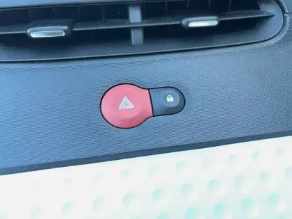 Photo 47 Renault Twingo  III E-Tech