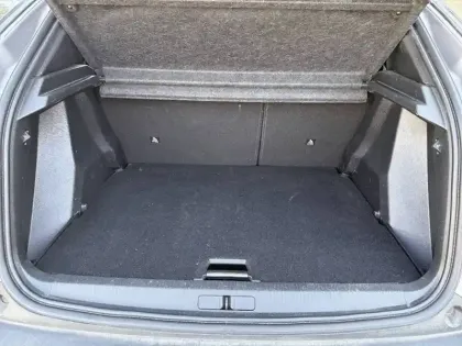 Photo 5 Peugeot 2008  PureTech 130 S&S EAT8