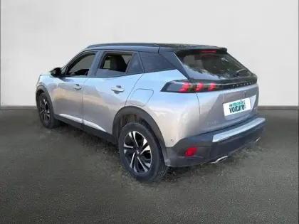 Photo 6 Peugeot 2008  PureTech 130 S&S EAT8