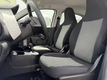 Photo 5 Renault Twingo  III E-Tech