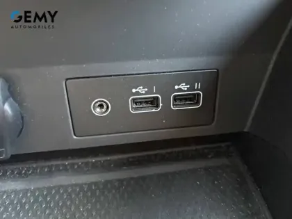 Photo 22 Renault Captur  mild hybrid 160 EDC