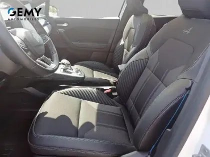 Photo 8 Renault Symbioz  E-Tech full hybrid 145