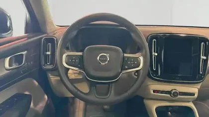Photo 37 Volvo XC40  B3 163 ch DCT7