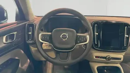 Photo 12 Volvo XC40  B3 163 ch DCT7