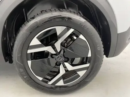 Photo 15 Peugeot 2008  PureTech 130 S&S EAT8