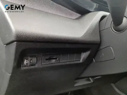 Photo 36 Peugeot 308  Hybrid 145 e-DCS6