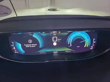 Photo 31 Peugeot 3008  Hybrid 225 e-EAT8