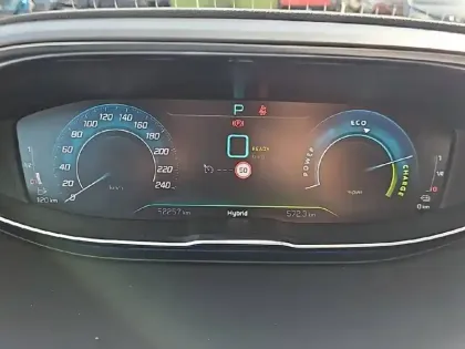 Photo 9 Peugeot 3008  Hybrid 225 e-EAT8