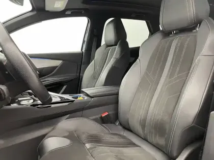 Photo 13 Peugeot 3008  Hybrid4 300 e-EAT8
