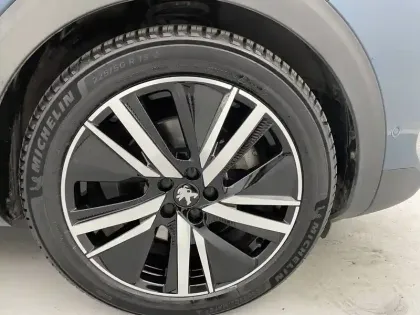 Photo 17 Peugeot 3008  Hybrid4 300 e-EAT8