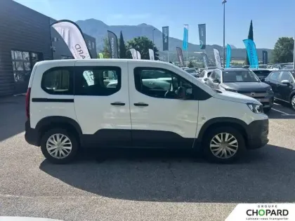Photo 30 Peugeot Rifter  Standard PureTech 110 S&S BVM6
