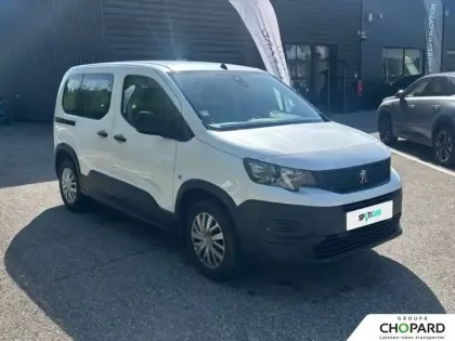 Photo 27 Peugeot Rifter  Standard PureTech 110 S&S BVM6