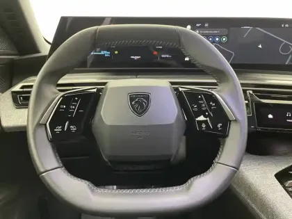 Photo 22 Peugeot 3008  Electrique 210 ch 73 kWh