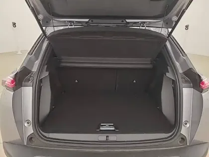 Photo 5 Peugeot 2008  Electrique 54 kWh 156 ch