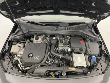 Photo 19 Mercedes Classe B  250 e 8G-DCT