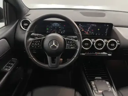 Photo 21 Mercedes Classe B  250 e 8G-DCT