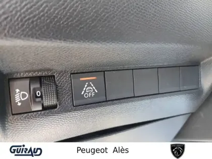 Photo 14 Peugeot 208  Electrique 50 kWh 136ch