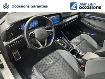 Photo 12 Volkswagen Golf  1.5 eTSI OPF 150 DSG7