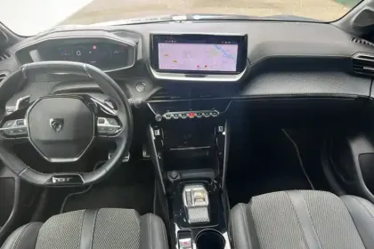 Photo 15 Peugeot 208  Hybrid 110 e-DCS6