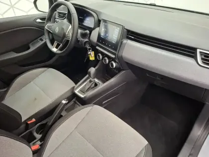 Photo 26 Renault Clio  E-Tech full hybrid 145 ch GSR2