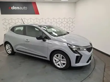 Photo 8 Renault Clio  E-Tech full hybrid 145 ch GSR2