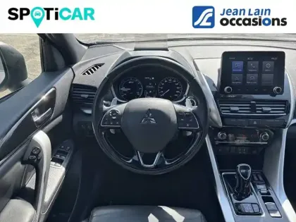 Photo 8 Mitsubishi Eclipse  Cross 2.4 MIVEC PHEV Twin Motor 4WD