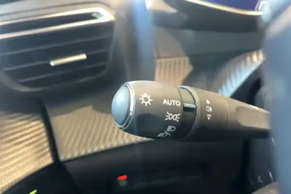 Photo 25 Peugeot 208  Electrique 50 kWh 136ch