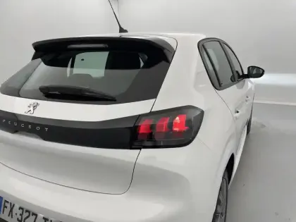Photo 30 Peugeot 208  PureTech 75 S&S BVM5