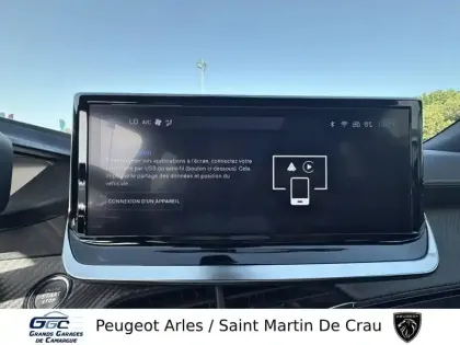 Photo 18 Peugeot 2008  Hybrid 145 e-DCS6