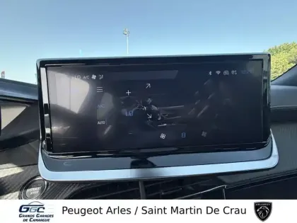 Photo 17 Peugeot 2008  Hybrid 145 e-DCS6