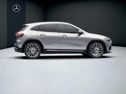 Photo 17 Mercedes GLA 250 e AMG Line