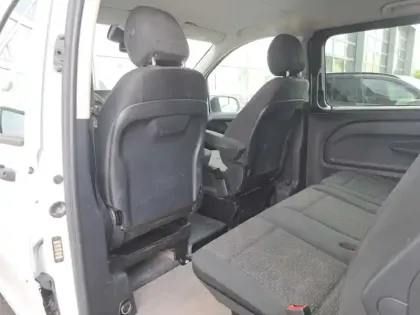 Photo 14 Mercedes Vito 119 CDI 4x4 Mixto Long