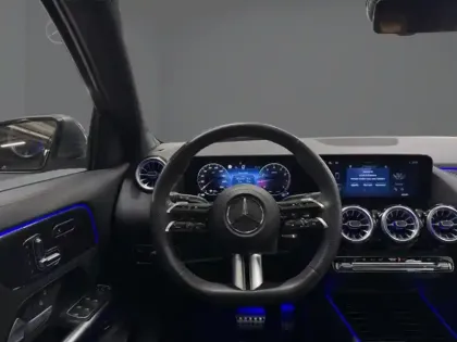 Photo 12 Mercedes GLA 200 AMG Line