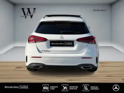 Photo 19 Mercedes Classe A 200 d AMG Line