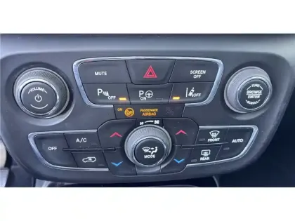 Photo 25 Jeep Compass 2.0 I MULTIJET II 140 CH ACTIVE DRIVE BVA9