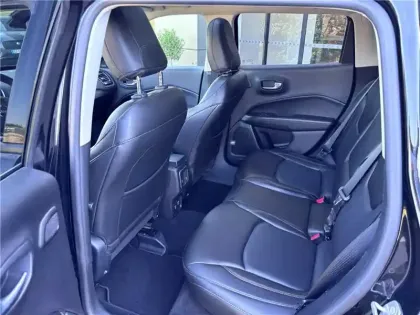 Photo 14 Jeep Compass 2.0 I MULTIJET II 140 CH ACTIVE DRIVE BVA9