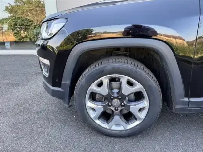 Photo 10 Jeep Compass 2.0 I MULTIJET II 140 CH ACTIVE DRIVE BVA9