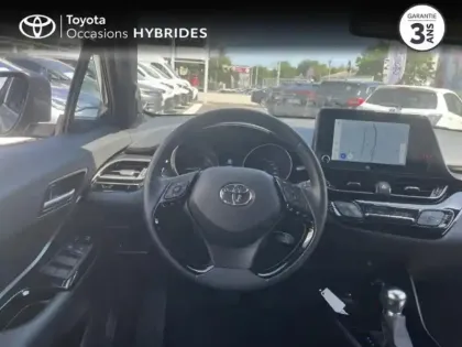 Photo 8 Toyota C-HR  1.8 Hybride 122ch Design Pack Techno