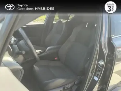 Photo 10 Toyota C-HR  1.8 Hybride 122ch Design Pack Techno