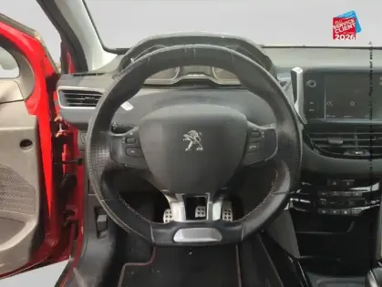 Photo 11 Peugeot 2008  1.2 PureTech 110ch GT Line S/S GPS Radar AR