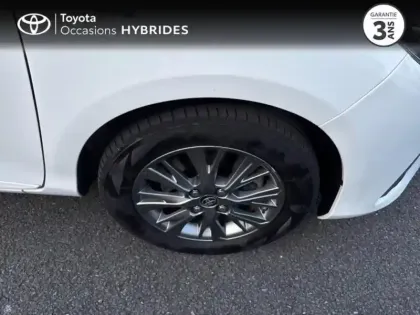 Photo 7 Toyota Yaris  100h Dynamic 5p RC19